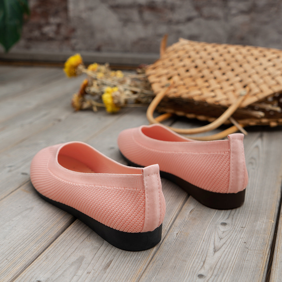 Women's Breathable Knitted Flat Shoes